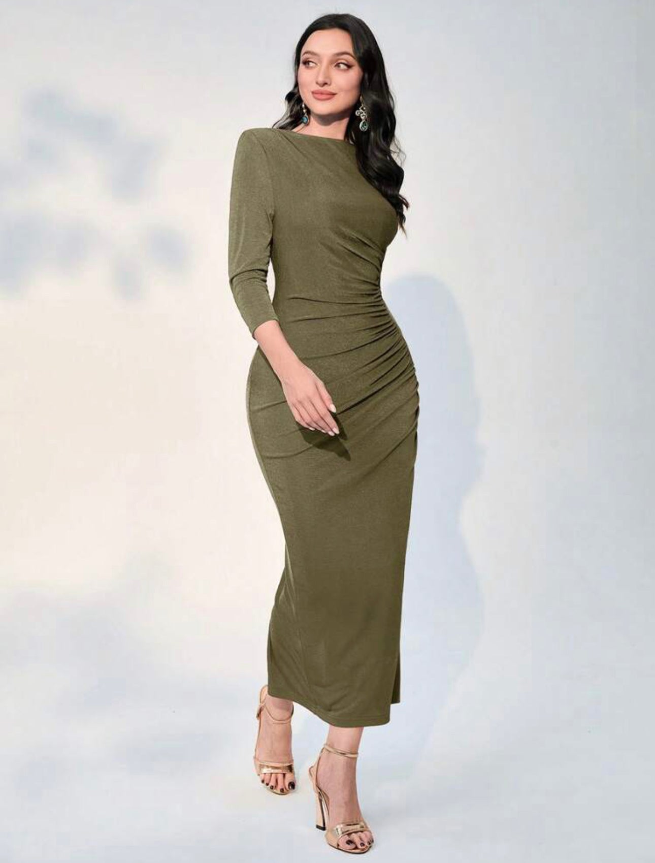 Modely Solid Ruched Bodycon Dress